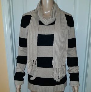 Rue 21 Tan and Brown Sweater